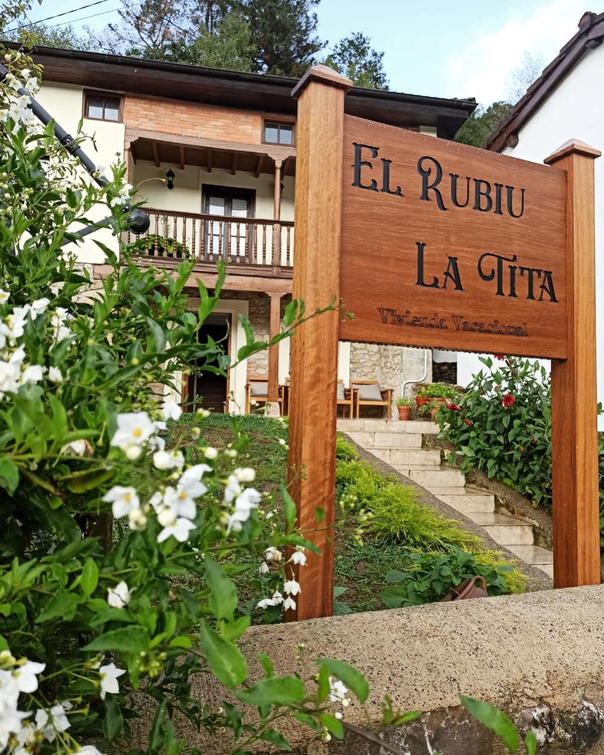Hébergement de vacances El Rubiu La Tita *